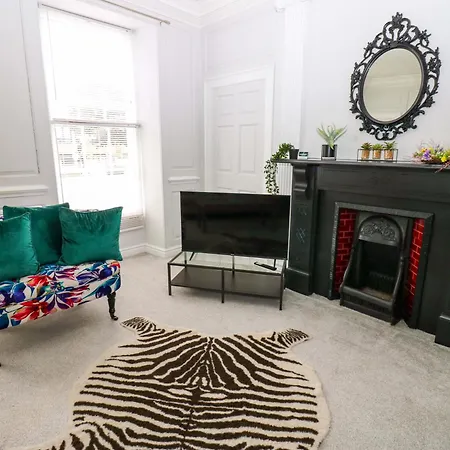 Lowther Apartment