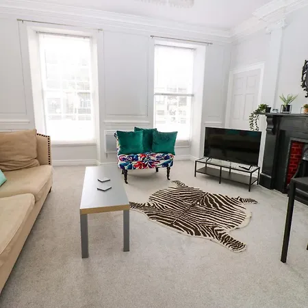 Lowther Apartment